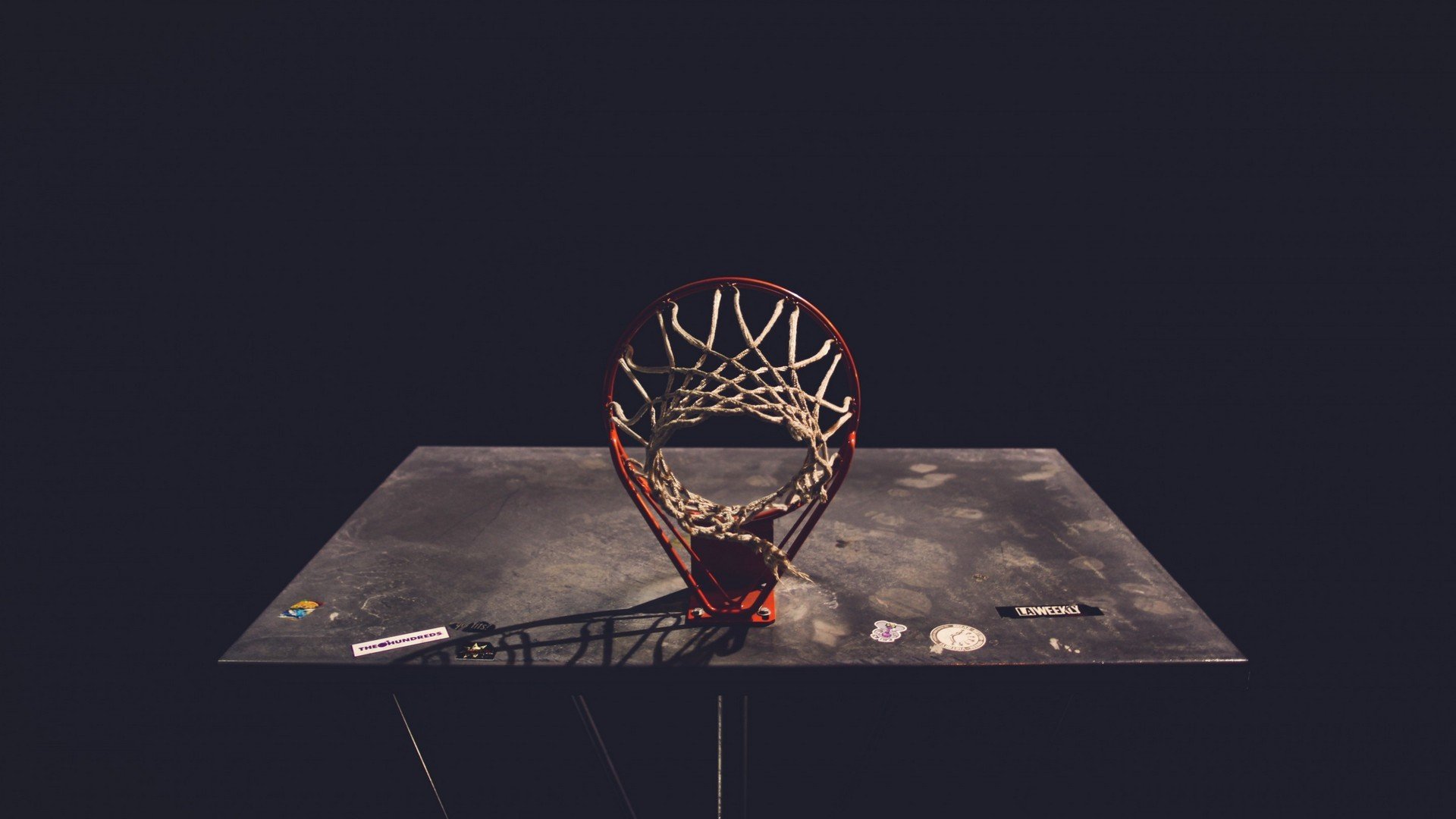 开云体育-一夫当关难破城，本菲卡门将神勇演绎单刀终结者，一夫当关！本菲卡门将化身单刀终结者